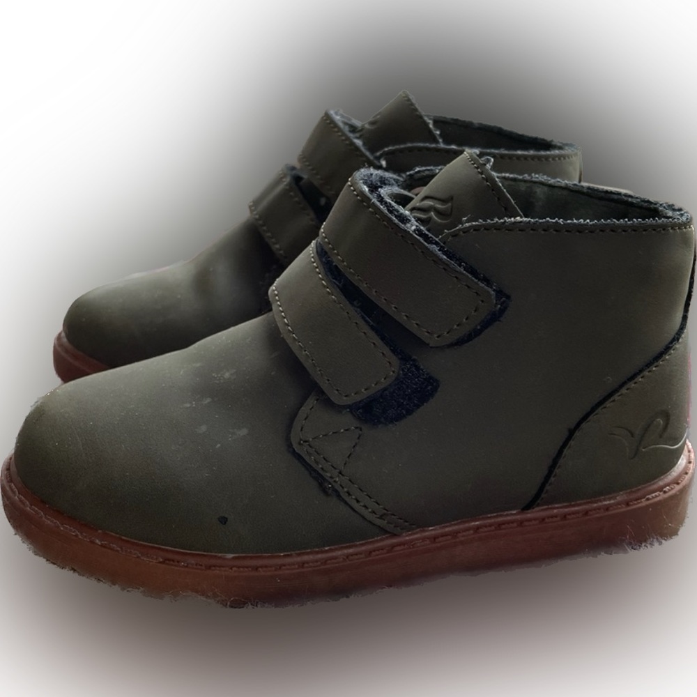 RocaWear Winthrop army green boot with rubber sole size 11